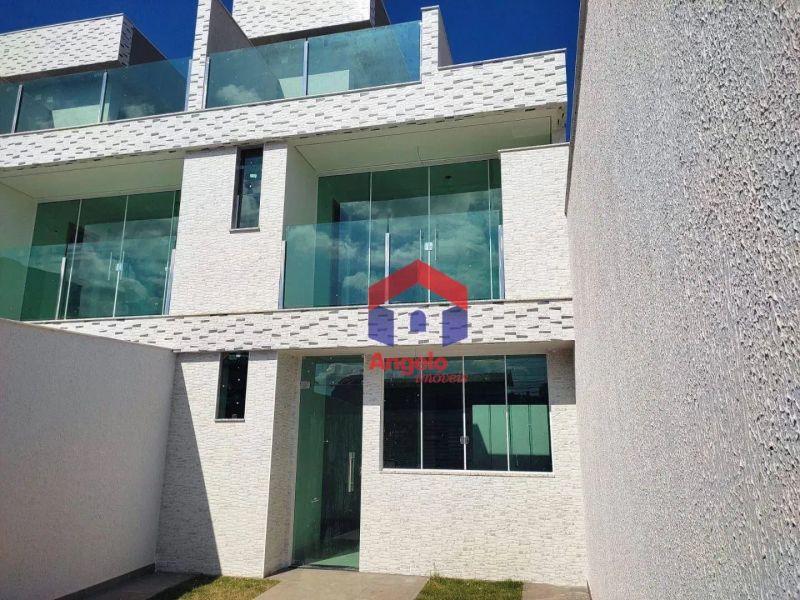 Casa com 3 quartos — Santa Amélia, Belo Horizonte