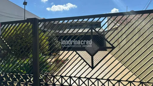 Casa com 3 Quartos à venda, 178m² no Jardim das Palmeiras, Londrina