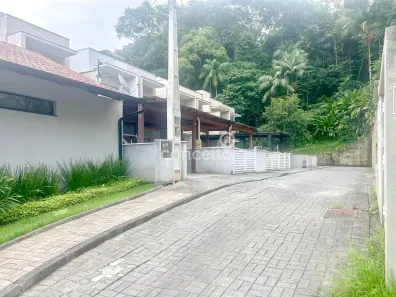 Sobrado com 2 Quartos à venda, 75m² no Velha Central, Blumenau