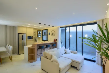 Casa com 3 Quartos à venda, 160m² no Pinheirinho, Curitiba