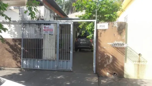 Casa com 2 Quartos à venda, 126m² no Jardim Iguaçu, Presidente Prudente