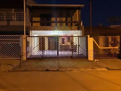Casa com 3 Quartos à venda, 210m² no Vila Galvão, Jundiaí