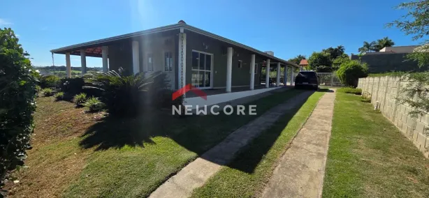 Casa de Condomínio com 3 Quartos à venda, 210m² no Barreiro, Araçoiaba da Serra