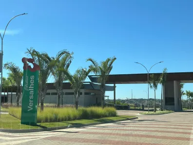 Lote/Terreno à venda, 230m² no Jardins Versalhes, Aparecida de Goiânia
