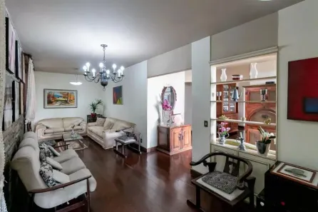 Casa com 4 Quartos à venda, 300m² no Belvedere, Belo Horizonte