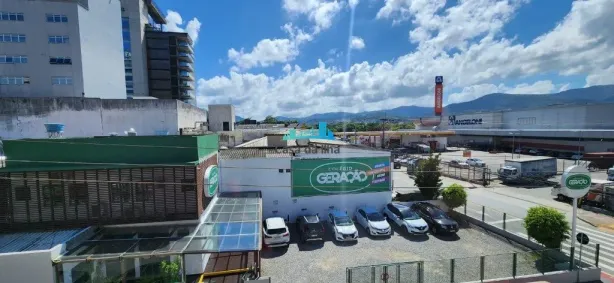 Casa com 3 Quartos à venda, 360m² no Agronômica, Florianópolis