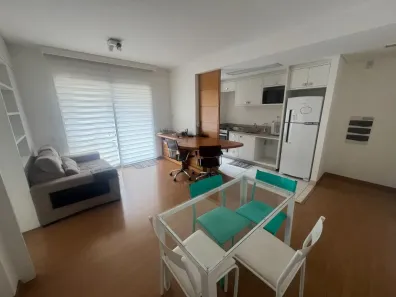 Apartamento com 1 Quarto para alugar, 58m² no Cambuí, Campinas