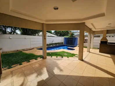 Sobrado com 5 Quartos para alugar, 397m² no Residencial Granville, Goiânia