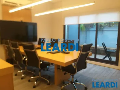 Sala Comercial com 4 Quartos à venda, 221m² no Alto de Pinheiros, São Paulo