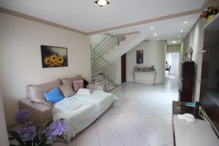Casa com 5 Quartos à venda, 350m² no Jardim Riacho das Pedras, Contagem