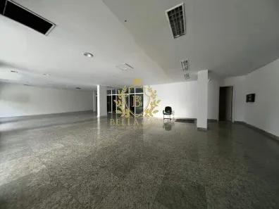 Ponto Comercial para alugar, 900m² no Centro, Cabo Frio