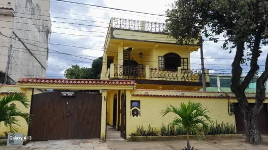 Casa com 3 Quartos à venda, 180m² no Guaratiba, Rio de Janeiro