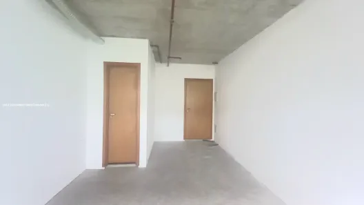 Sala Comercial à venda, 28m² no Centro, Nova Iguaçu