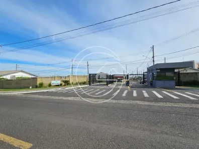 Casa com 2 Quartos para alugar, 10m² no Centro, Marília