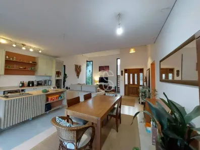 Fazenda/Sítio com 3 Quartos à venda, 1248m² no Almeida Prado, Igaratá