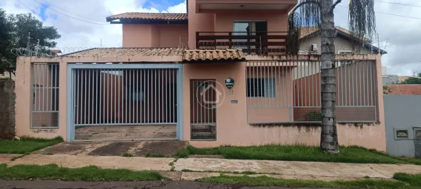 Sobrado com 3 Quartos à venda, 168m² no Jardim Paradiso, Campo Grande