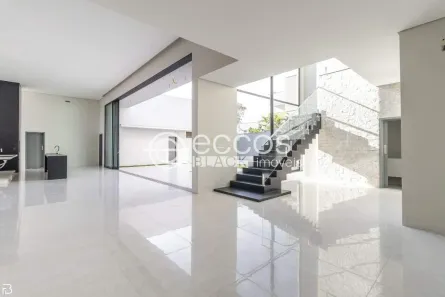 Casa de Condomínio com 4 Quartos à venda, 317m² no Jardim Sul, Uberlândia