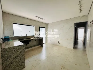 Casa com 3 Quartos para alugar, 164m² no Zona Central, Rio Claro