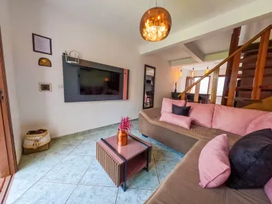 Sobrado com 2 Quartos para alugar, 65m² no Tramandaí, Tramandaí
