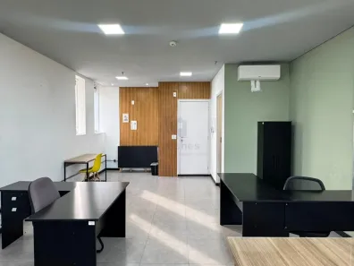 Sala Comercial para alugar, 37m² no Vila Mogilar, Mogi das Cruzes