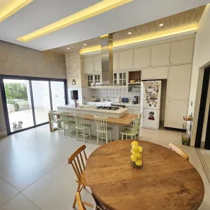 Casa de Condomínio com 2 Quartos à venda, 231m² no Ribeirão do Lipa, Cuiabá