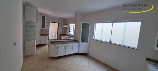 Sobrado com 3 Quartos à venda, 200m² no Vila Nair, São Paulo