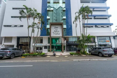 Apartamento com 3 Quartos à venda, 130m² no Centro, Balneário Camboriú