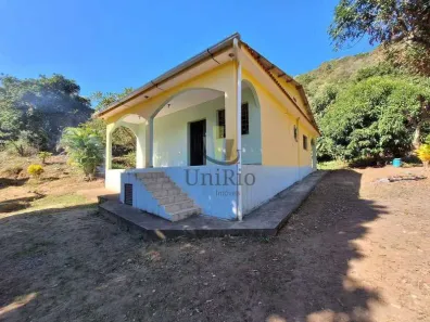 Casa com 2 Quartos à venda, 1000m² no Bangu, Rio de Janeiro