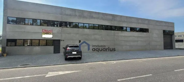 Galpão/Depósito/Armazém para venda ou aluguel, 650m² no Jardim Rio Comprido, Jacareí