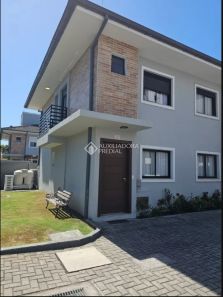 Sobrado com 2 Quartos à venda, 79m² no Cachoeira do Bom Jesus, Florianópolis
