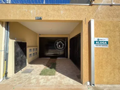 Sobrado com 2 Quartos para alugar, 84m² no Centro, Campo Grande