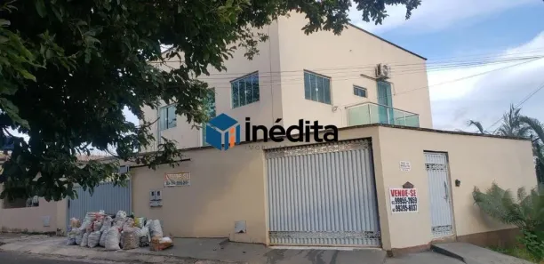 Sobrado com 5 Quartos à venda, 200m² no Vila Nossa Senhora Aparecida, Goiânia