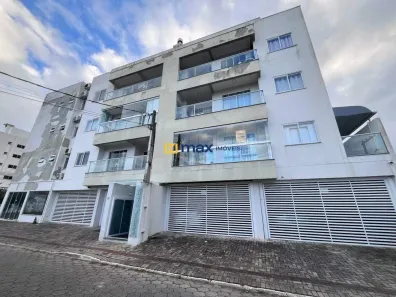 Apartamento com 2 Quartos para alugar, 97m² no Centro, Navegantes
