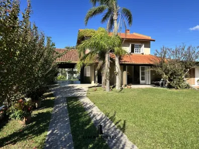 Sobrado com 4 Quartos à venda, 183m² no Centro, Imbé
