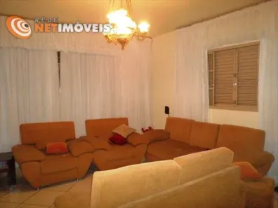 Casa com 3 Quartos à venda, 365m² no Padre Eustáquio, Belo Horizonte