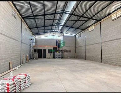 Galpão/Depósito/Armazém para alugar, 320m² no Glória, Belo Horizonte