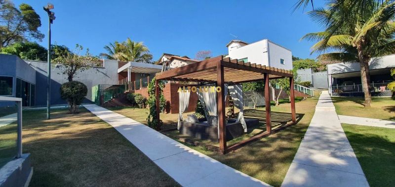Casa com 4 quartos — Trevo, Belo Horizonte