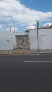 Imóvel Comercial com 4 Quartos para alugar, 250m² no Centro, Jacareí