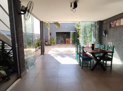Casa com 2 Quartos à venda, 110m² no Jardim Universitário, Marília