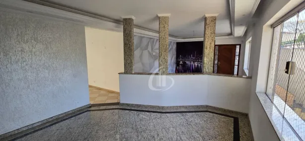 Sobrado com 4 Quartos para alugar, 294m² no Horto Florestal, São Paulo