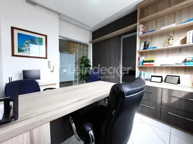 Sala Comercial para alugar, 15m² no Santa Cecília, Porto Alegre