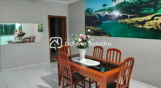 Casa com 4 Quartos para alugar, 200m² no Pampulha, Uberlândia