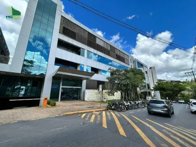 Sala Comercial para alugar, 400m² no Vila da Serra, Nova Lima