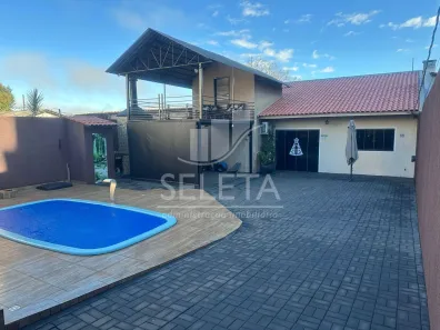 Casa com 3 Quartos à venda, 126m² no Esmeralda, Cascavel