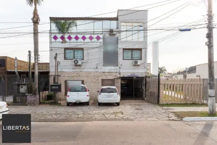Sobrado com 3 Quartos à venda, 300m² no Cavalhada, Porto Alegre