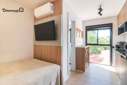 Apartamento com 1 Quarto para alugar, 17m² no Guaíra, Curitiba