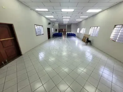 Sala Comercial à venda, 196m² no Parque Bitaru, São Vicente