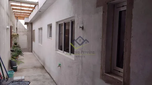 Casa com 3 Quartos à venda, 85m² no Jardim Varan, Suzano