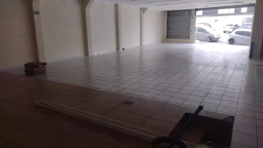 Ponto Comercial para alugar, 300m² no Jardim Santo Antônio, Santo André