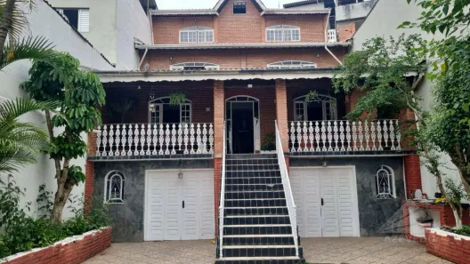 Casa com 3 Quartos para alugar, 350m² no Matriz, Mauá